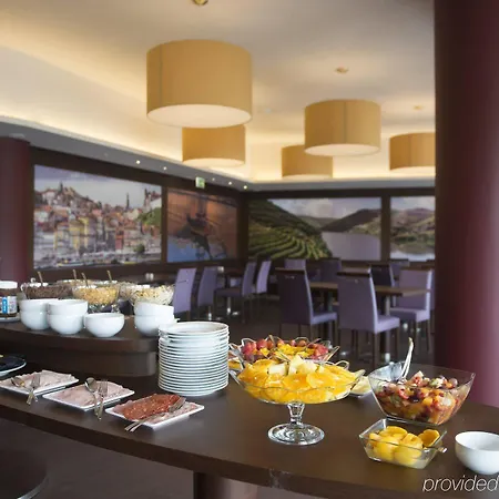 Hotel Douro River And