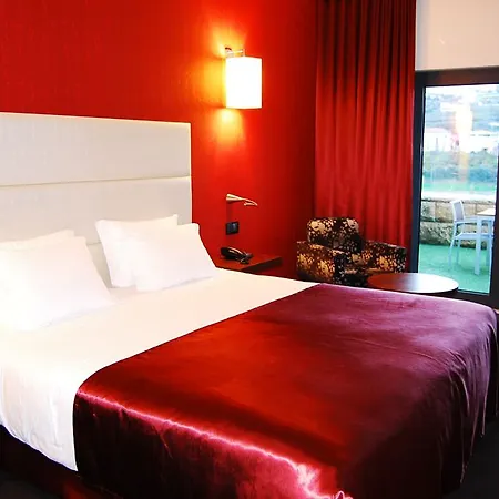 Douro River And 4* Cambres